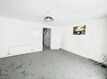 4 Bed Semi-Detached House, Hillbrook Crescent, TS17