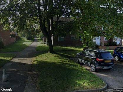 2 Bed Flat, Pershore Road, RG24