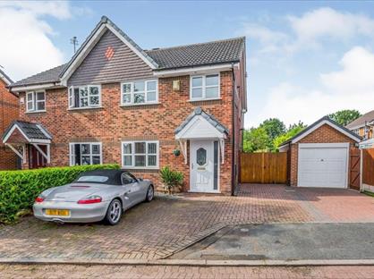 3 Bed Semi-Detached House, Chesterton Close, CW10