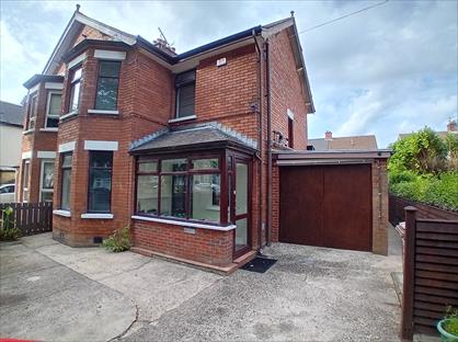 3 Bed Semi-Detached House, Deerpark Rd, BT14