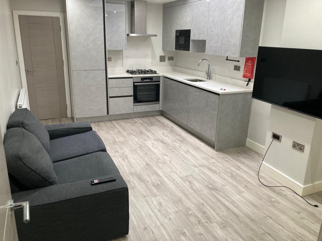 1 Bed Flat, Oxford Road, RG1, N1 7GU