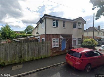 1 Bed Flat, Clifton Road, SO15