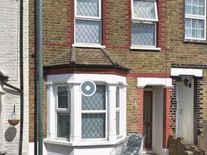 Studio Flat, Vickers Road, DA8