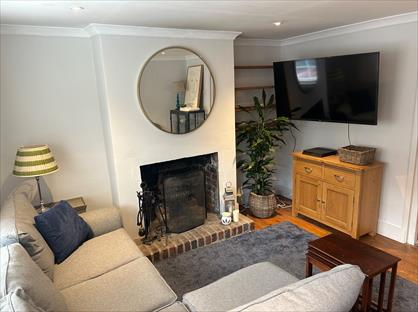 2 Bed Terraced House, King Street, HP23