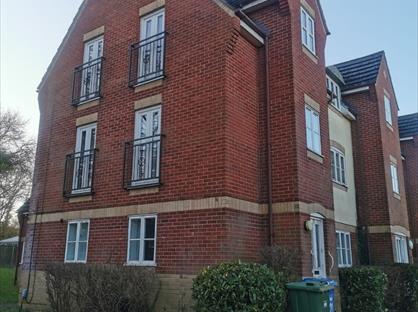 3 Bed Flat, Hitherhooks Hill, RG42