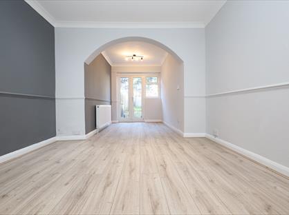 3 Bed Terraced House, Kingsmead Avenue, N9