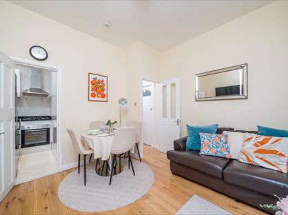 2 Bed Flat, Pembridge Road, W11