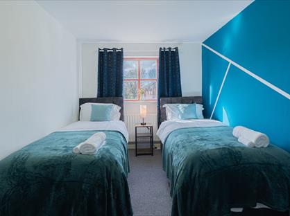 5 Bed Detached House, Beaulieu Close, OX16