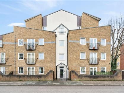 2 Bed Flat, Forge House, SE13