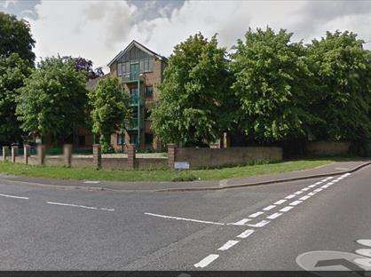 2 Bed Flat, Ellerslie Court, DA12