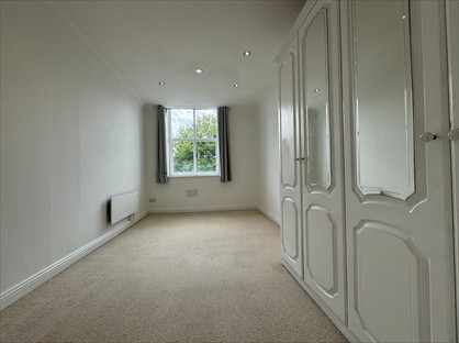 1 Bed Flat, Guy Street, BB12