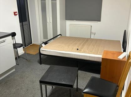 Studio Flat, Headstone Lane, HA3