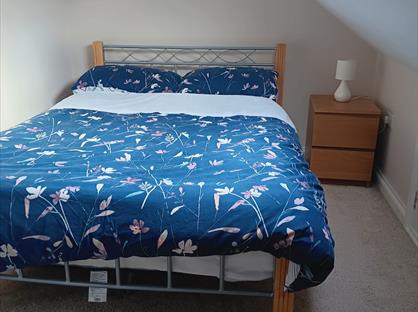 Room in a Shared House, Preston Gardens, EN3