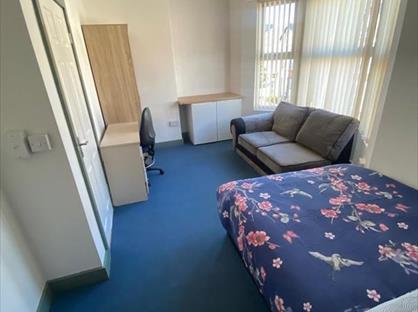 Room in a Shared House, Wadham Road, L20