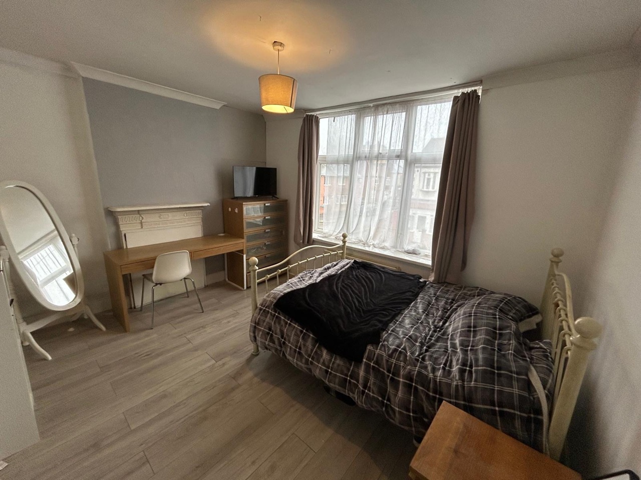 Additional image 3 of 4 Bed Semi-Detached House, Greenfield St, NG7, N1 7GU