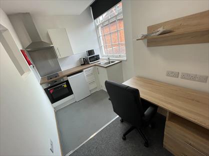 Studio Flat, Regent Road, LE1