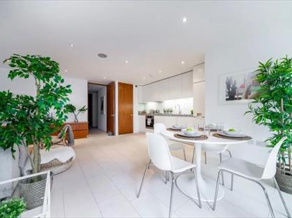 2 Bed Flat, Latitude House, NW1