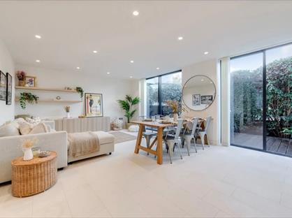 2 Bed Flat, Latitude House, NW1