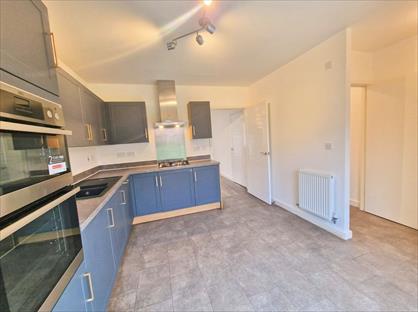 3 Bed Semi-Detached House, Par Street, B31