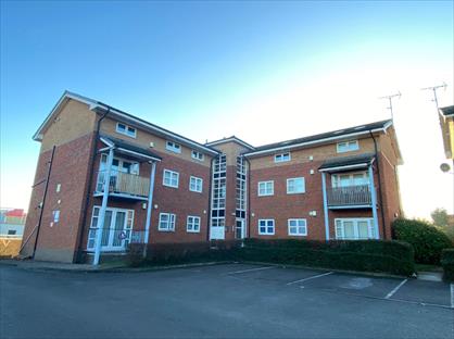 2 Bed Flat, Rossall Court, CH46