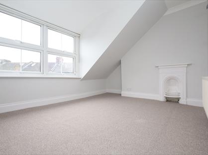 1 Bed Flat, Springfield, E5