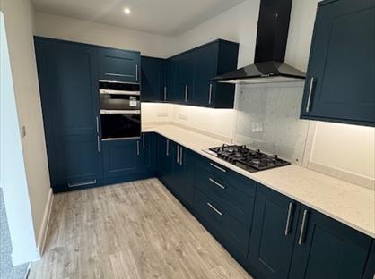 3 Bed Penthouse, Parkfield Road, TQ1