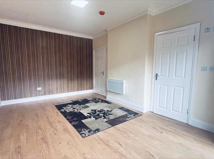 Studio Flat, Ashburnham Road, LU1