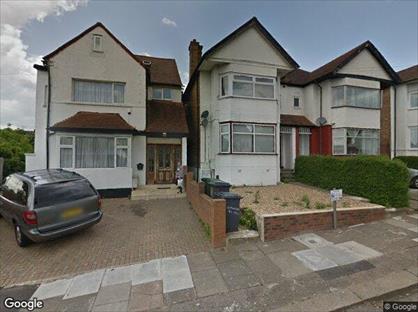 Studio Flat, Sevington Road, NW4