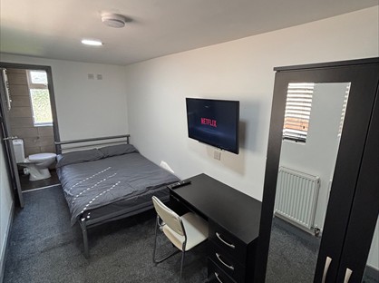 Room in a Shared House, Oak Tree Lane, B29