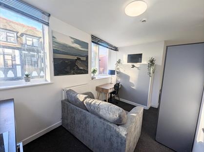 Studio Flat, St. Nicholas Street, WR1