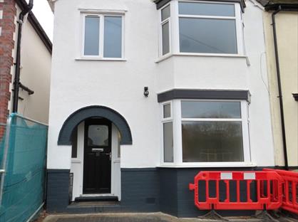 3 Bed Semi-Detached House, Park Road, DY5