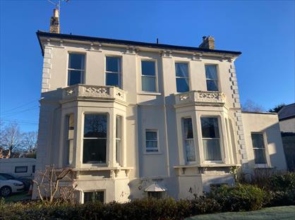 1 Bed Flat, Queens Road, GL50