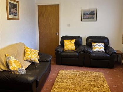 1 Bed Flat, Gowanbank Gardens, PA5