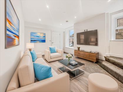 1 Bed Flat, Rochdale Road, OL13