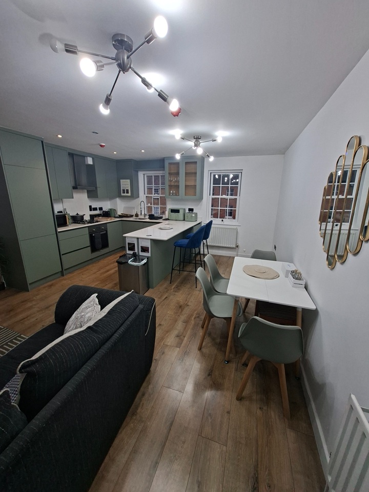 Additional image 14 of 3 Bed Flat, Home Court, RG1, N1 7GU