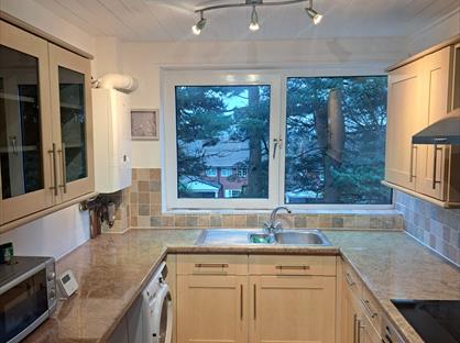 2 Bed Flat, Lane End Croft, LS17