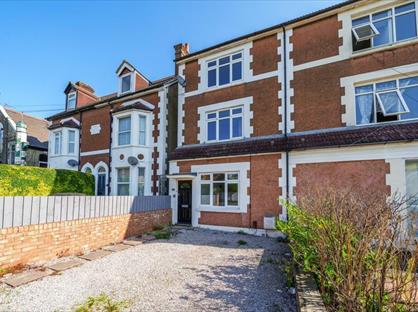Room in a Shared House, Earlswood Road, RH1