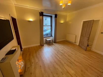 1 Bed Flat, Church Street, DD5