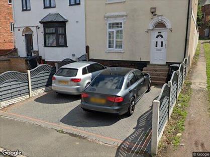 4 Bed Semi-Detached House, Albion Street, DY5