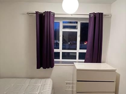 Room in a Shared Flat, Mildura Court, N8