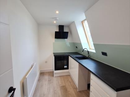 Studio Flat, Gateshead Road, WD6