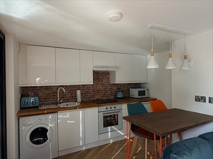 Studio Flat, Church Lane, BA22