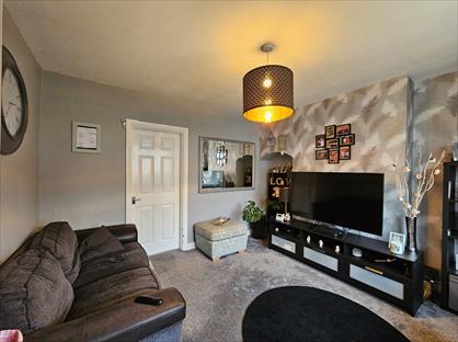 3 Bed Semi-Detached House, Villa Road, CV6