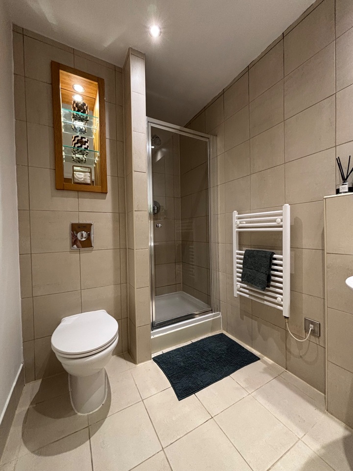 Additional image 12 of 2 Bed Flat, West One City, S1, N1 7GU