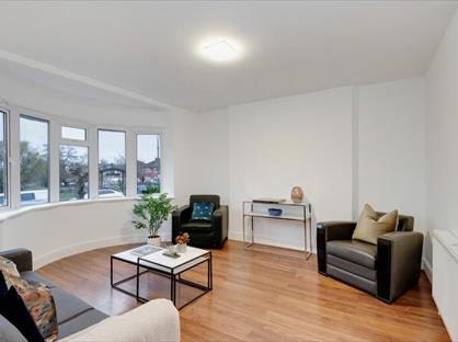 4 Bed Semi-Detached House, Friars Gardens, W3