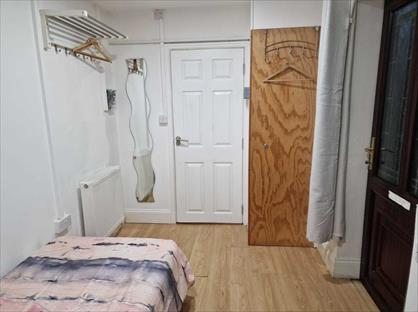 Studio Flat, Pinfold St. Extension, WS10