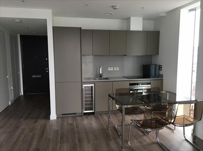 Studio Flat, Cashmere House, E1
