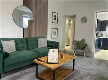 2 Bed Flat, St. James's Terrace, NG1