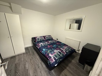 Room in a Shared Flat, Lilburne Court, SW15
