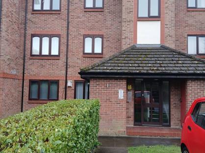 1 Bed Flat, Burnham, SL2